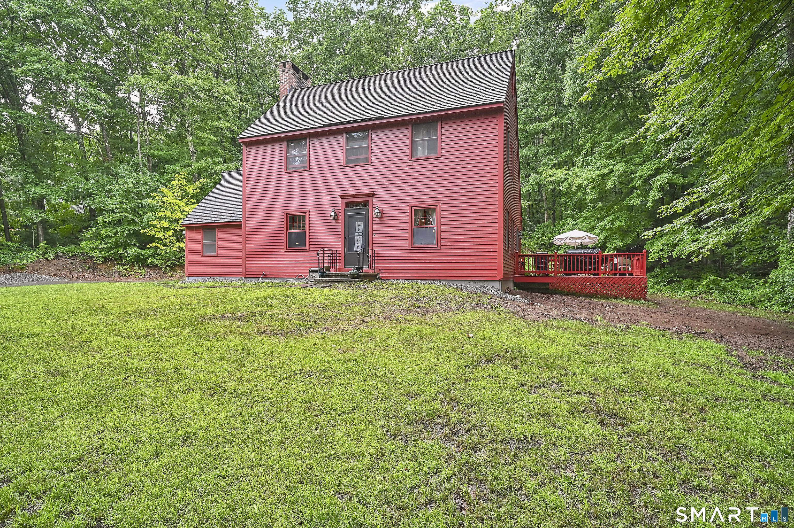 27 Snipsic Lake Road Ellington CT 06029