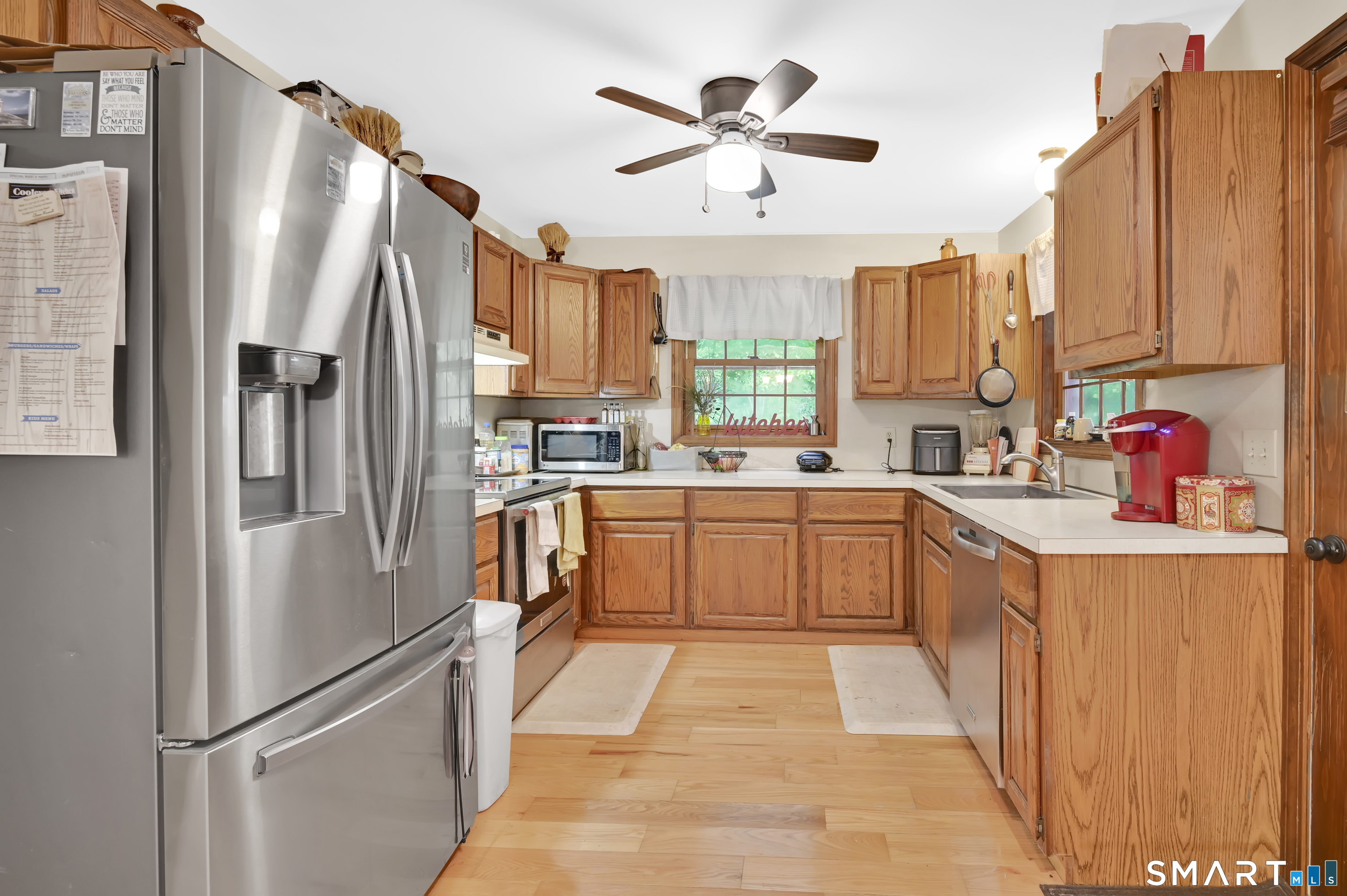 27 Snipsic Lake Road Ellington CT 06029