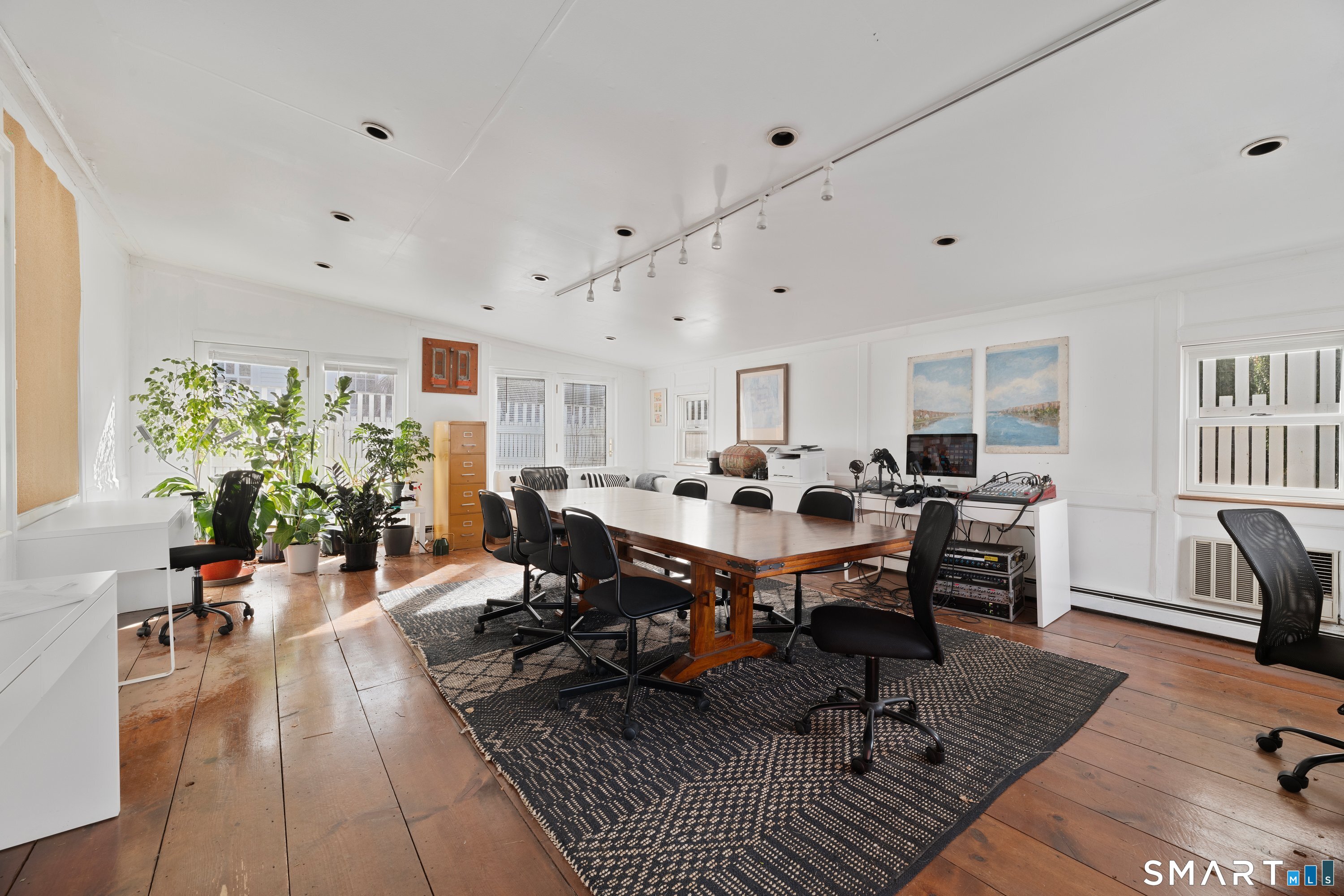24-26 Lyme Street Old Lyme CT 06371