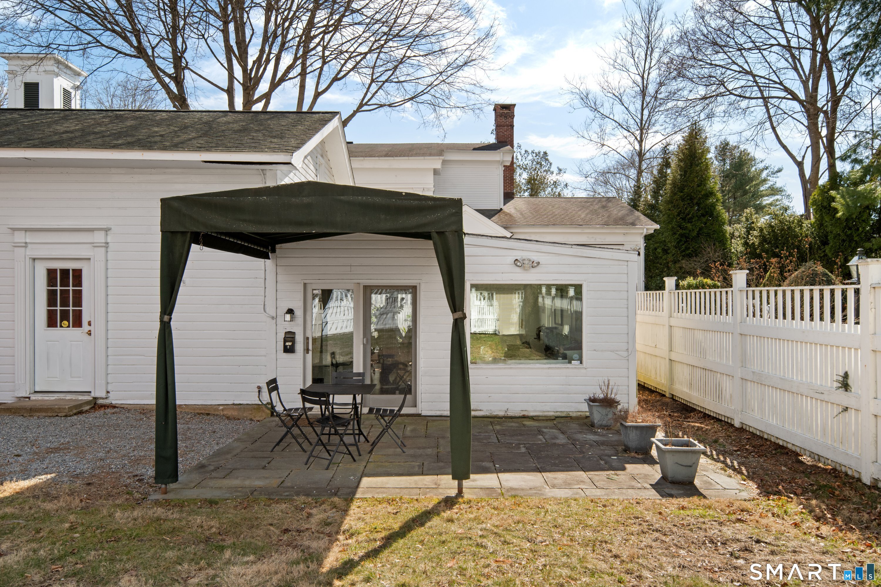 24-26 Lyme Street Old Lyme CT 06371