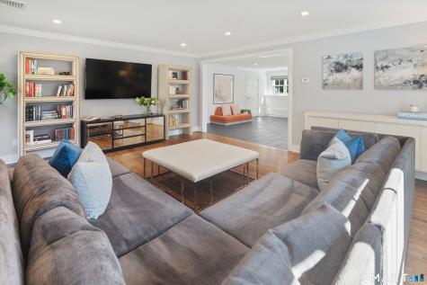260 West Avenue Darien CT 06820