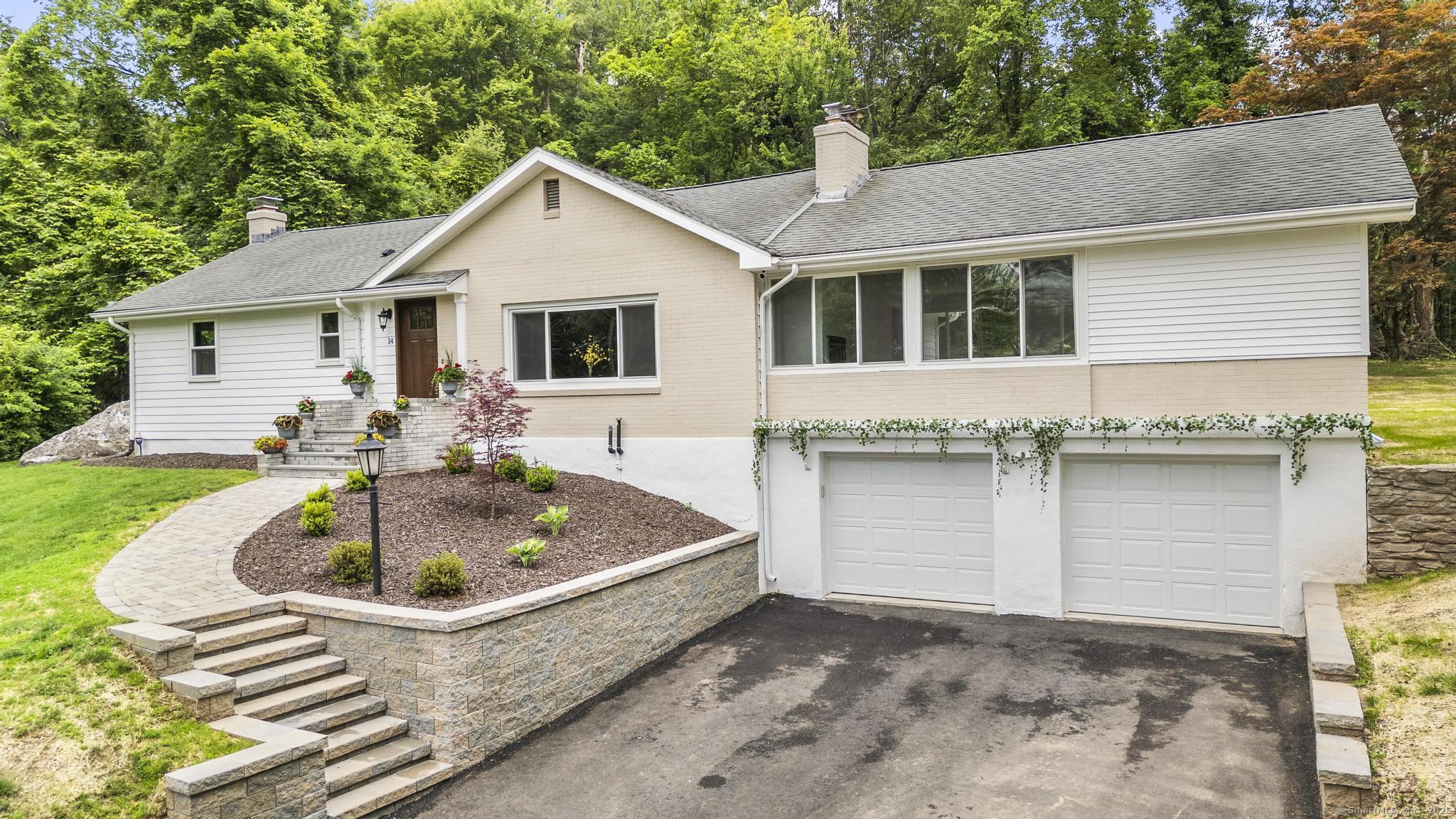 14 Pine Tree Lane Avon CT 06001