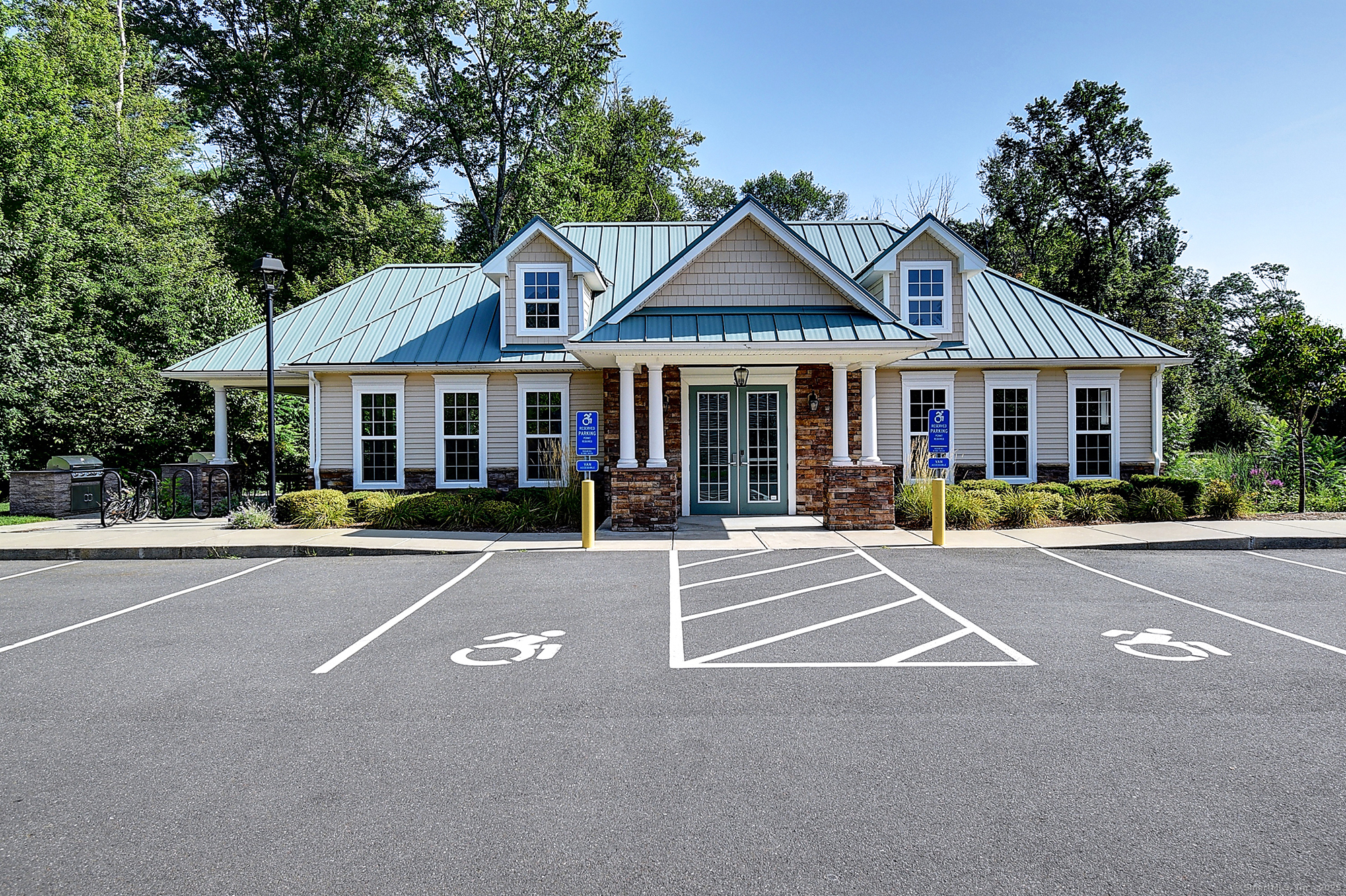 15 Pepin Place South Windsor CT 06074