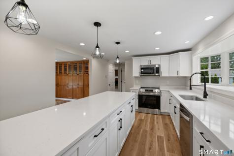 64 Red Top Drive West Hartford CT 06110