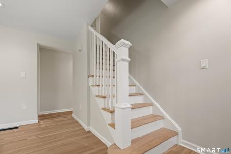 64 Red Top Drive West Hartford CT 06110