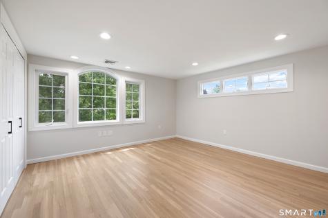 64 Red Top Drive West Hartford CT 06110