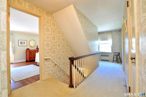 102 Ridgewood Road West Hartford CT 06107