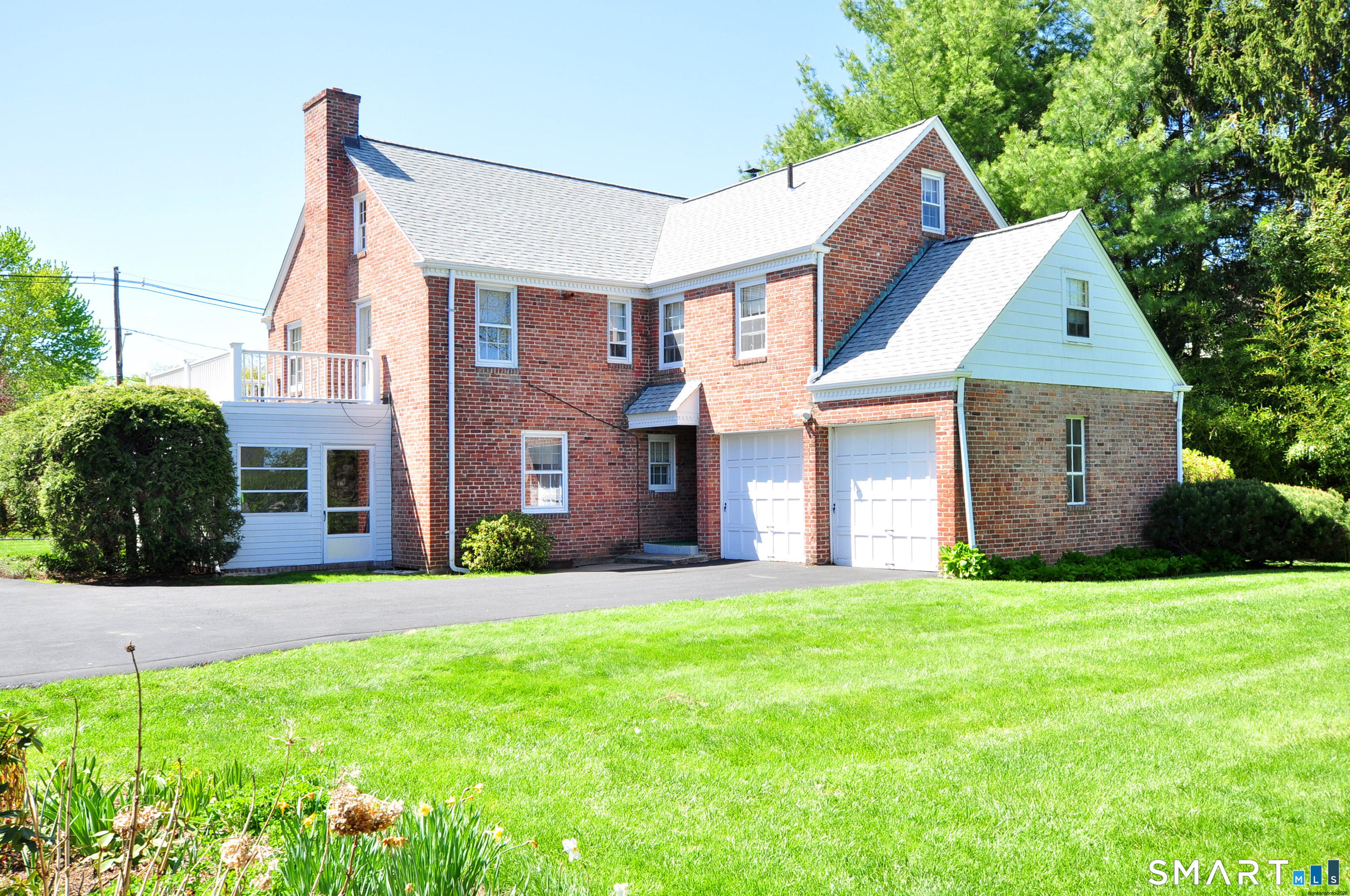 102 Ridgewood Road West Hartford CT 06107