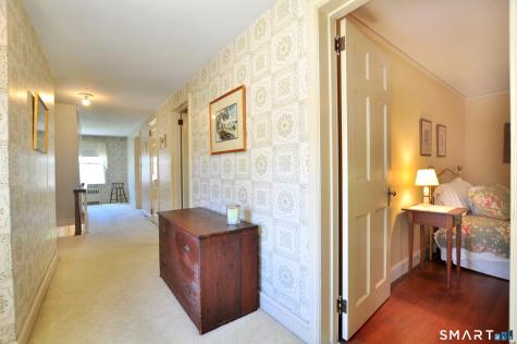102 Ridgewood Road West Hartford CT 06107