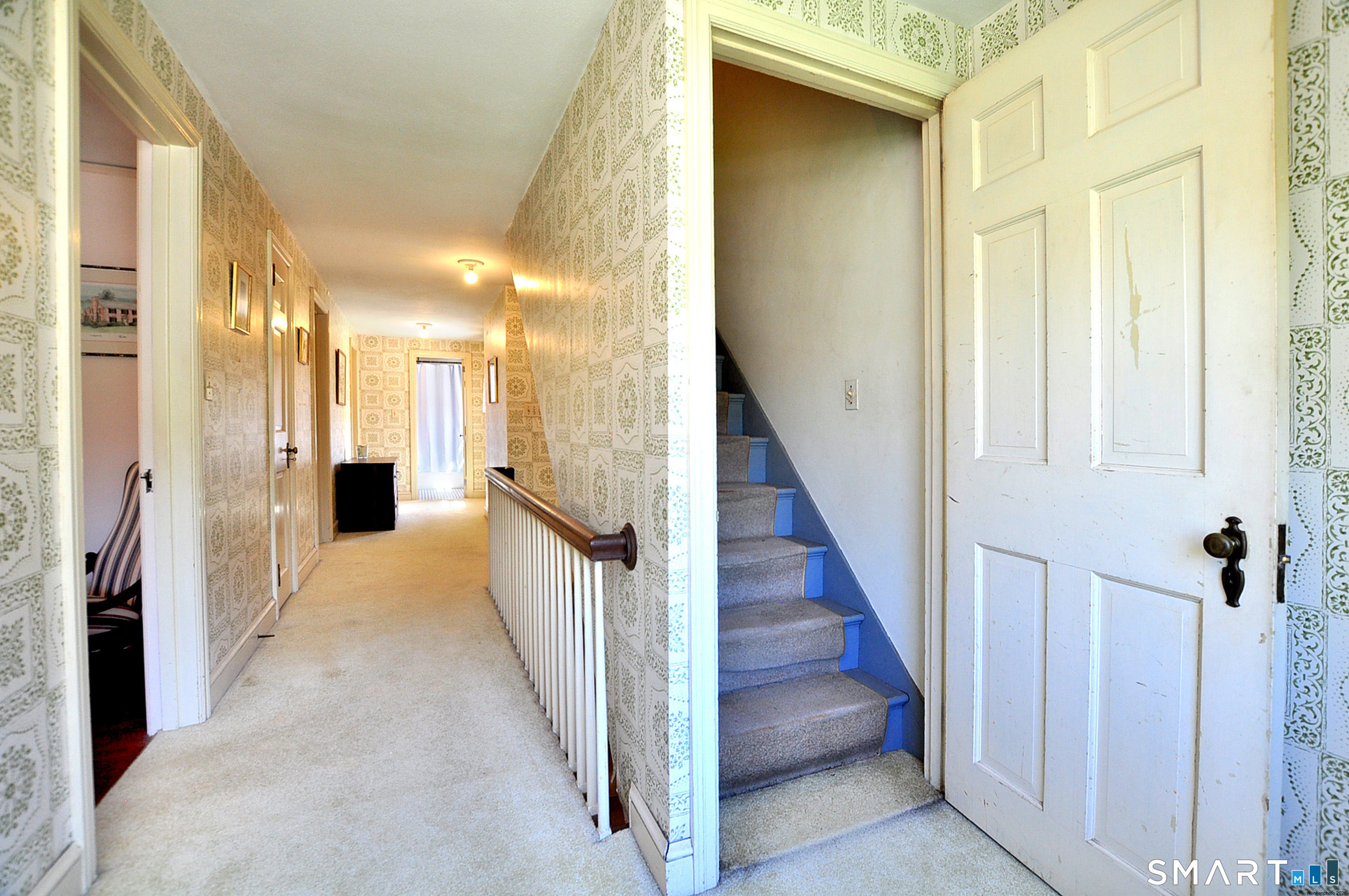 102 Ridgewood Road West Hartford CT 06107