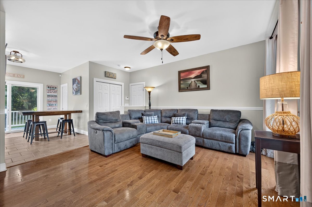 15-R Lee Road Waterford CT 06385