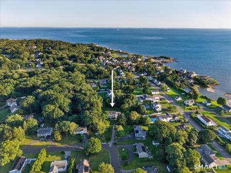 15-R Lee Road Waterford CT 06385