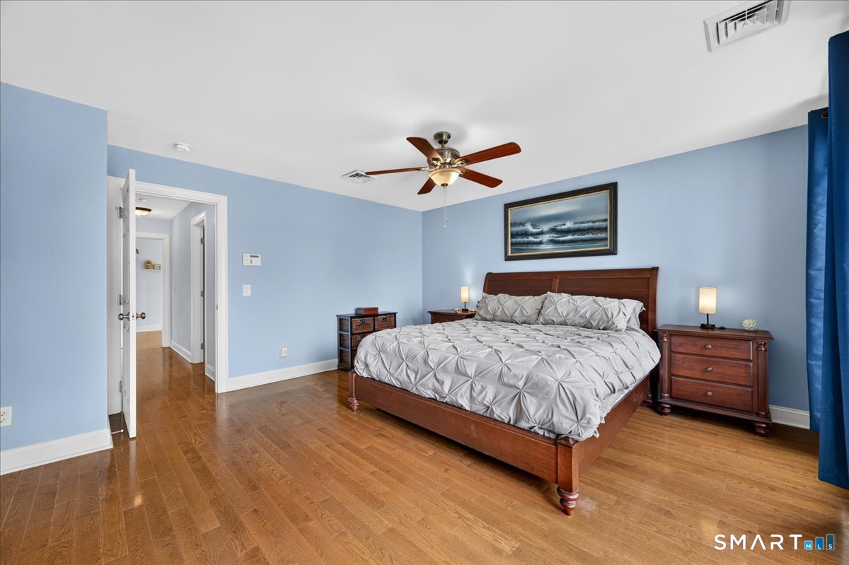 15-R Lee Road Waterford CT 06385