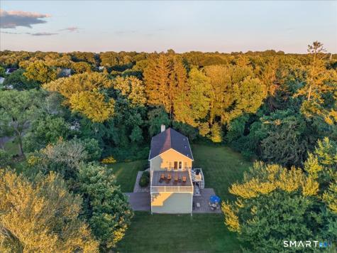 15-R Lee Road Waterford CT 06385