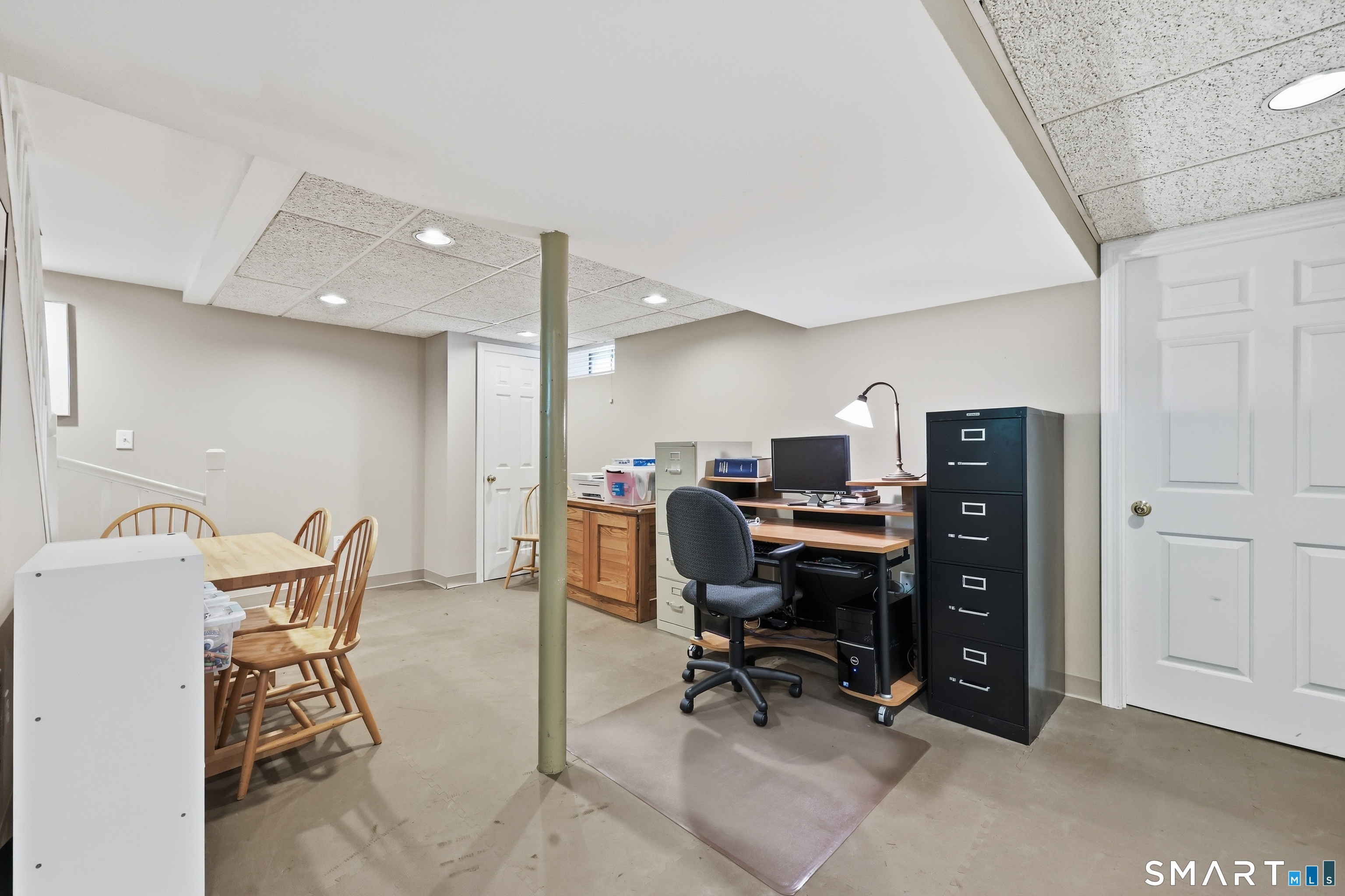 142 Nicholson Street Newington CT 06111
