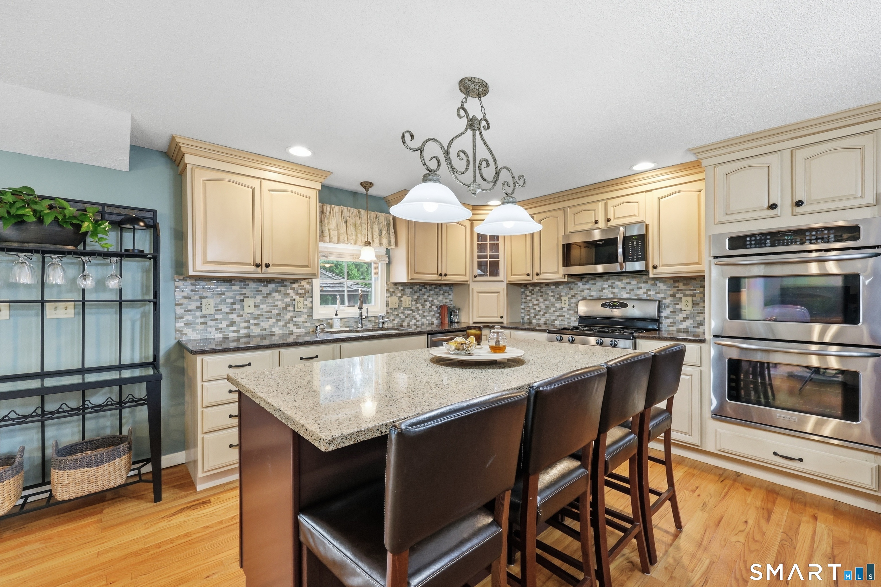 142 Nicholson Street Newington CT 06111