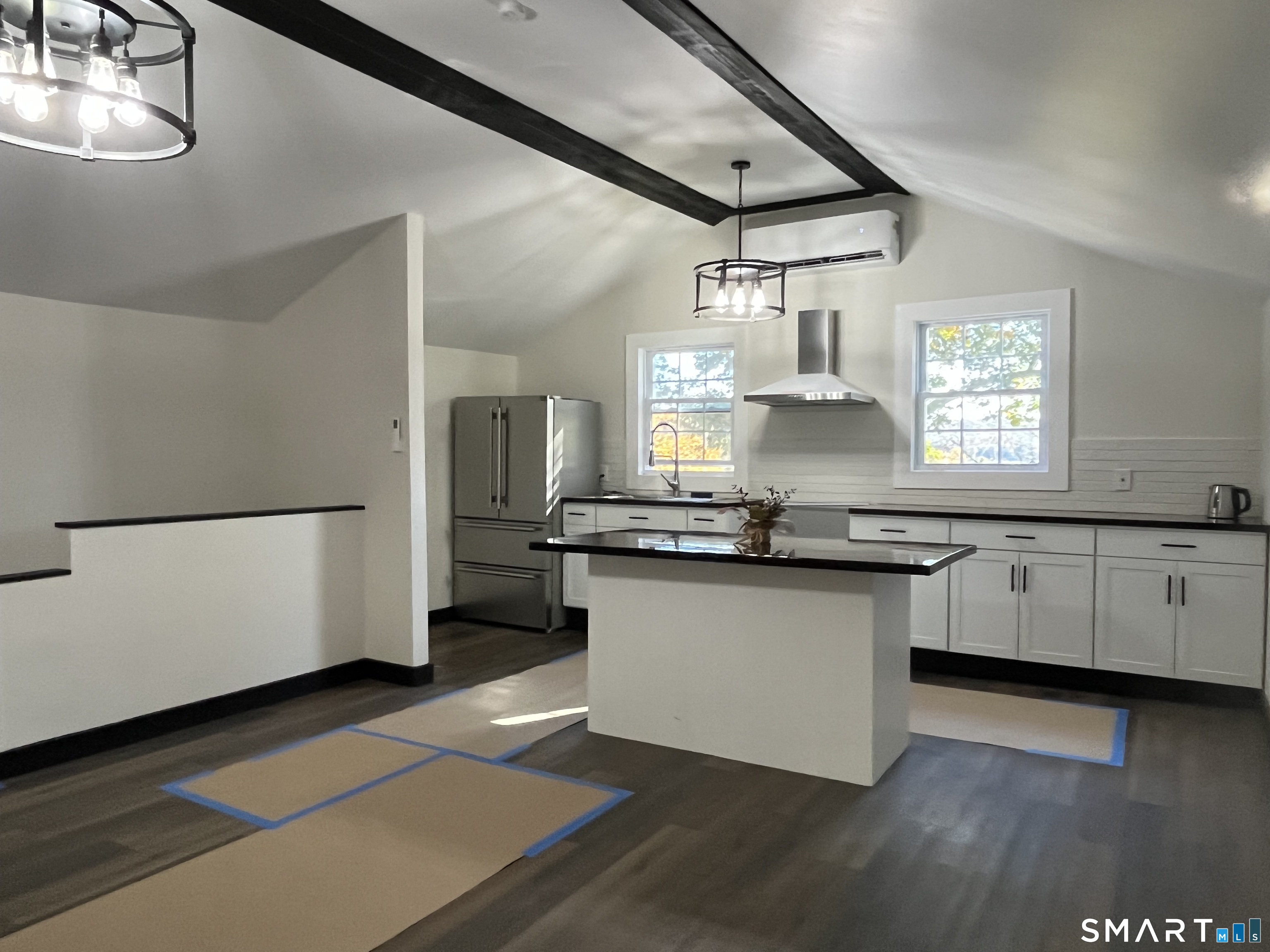 22 Hemlock Trail Newtown CT 06482
