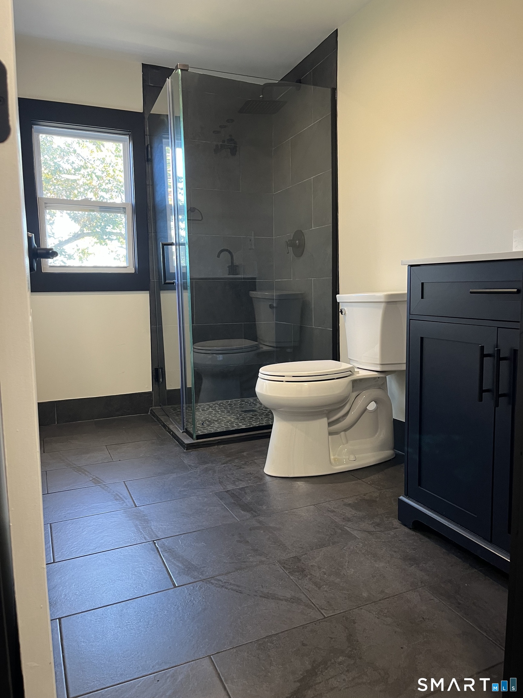 22 Hemlock Trail Newtown CT 06482