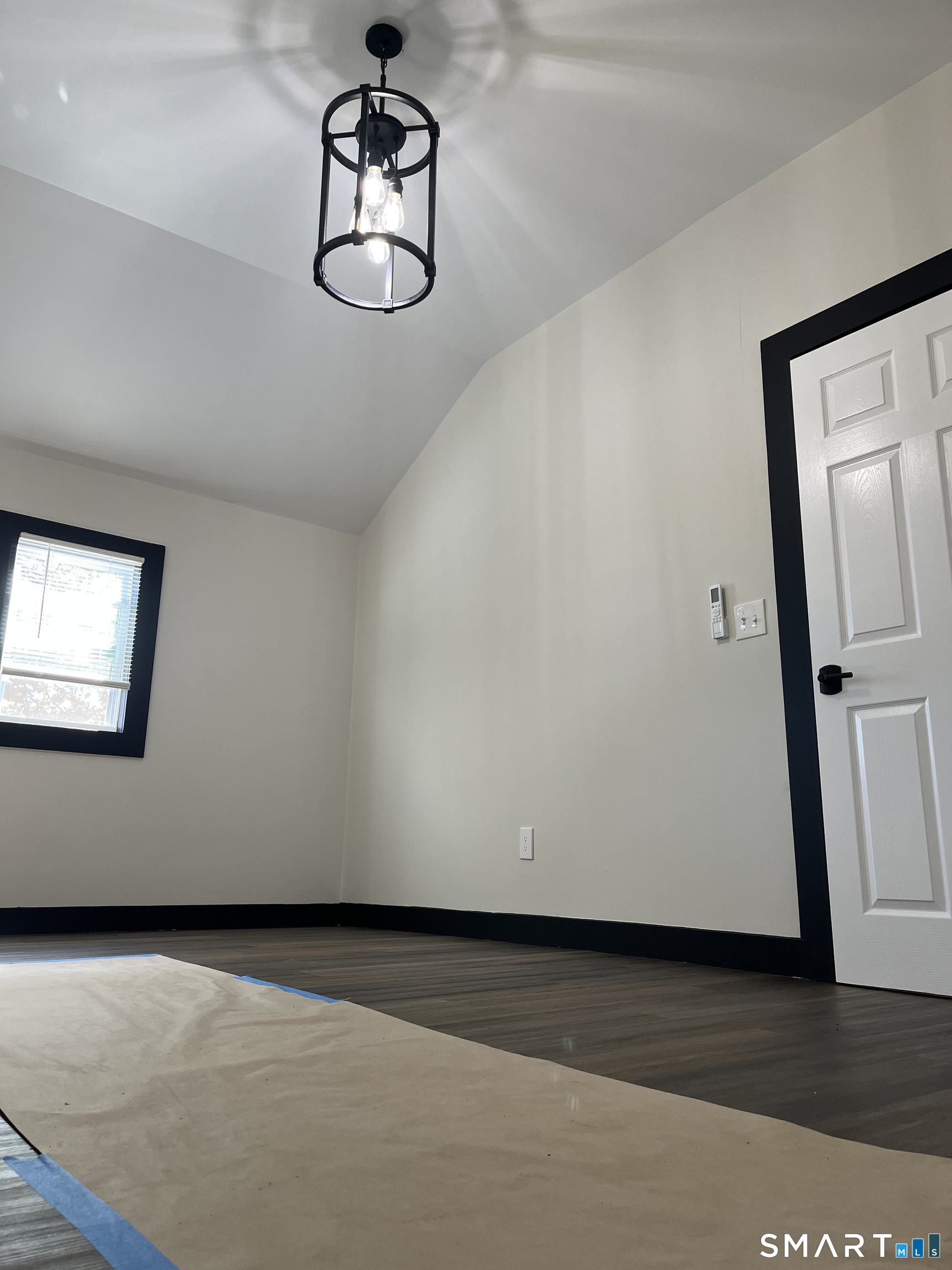 22 Hemlock Trail Newtown CT 06482