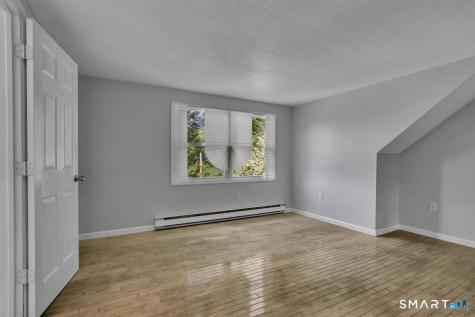 28 Mcnabola Lane Wallingford CT 06492