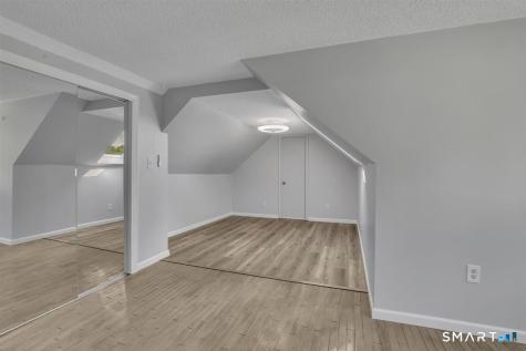 28 Mcnabola Lane Wallingford CT 06492
