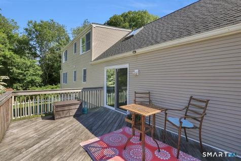 28 Mcnabola Lane Wallingford CT 06492