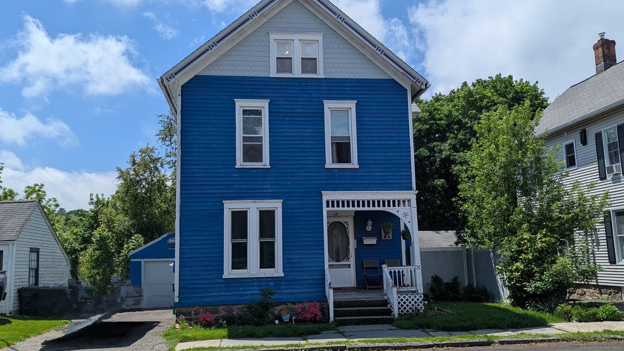 68 Garfield Avenue Danbury CT 06810