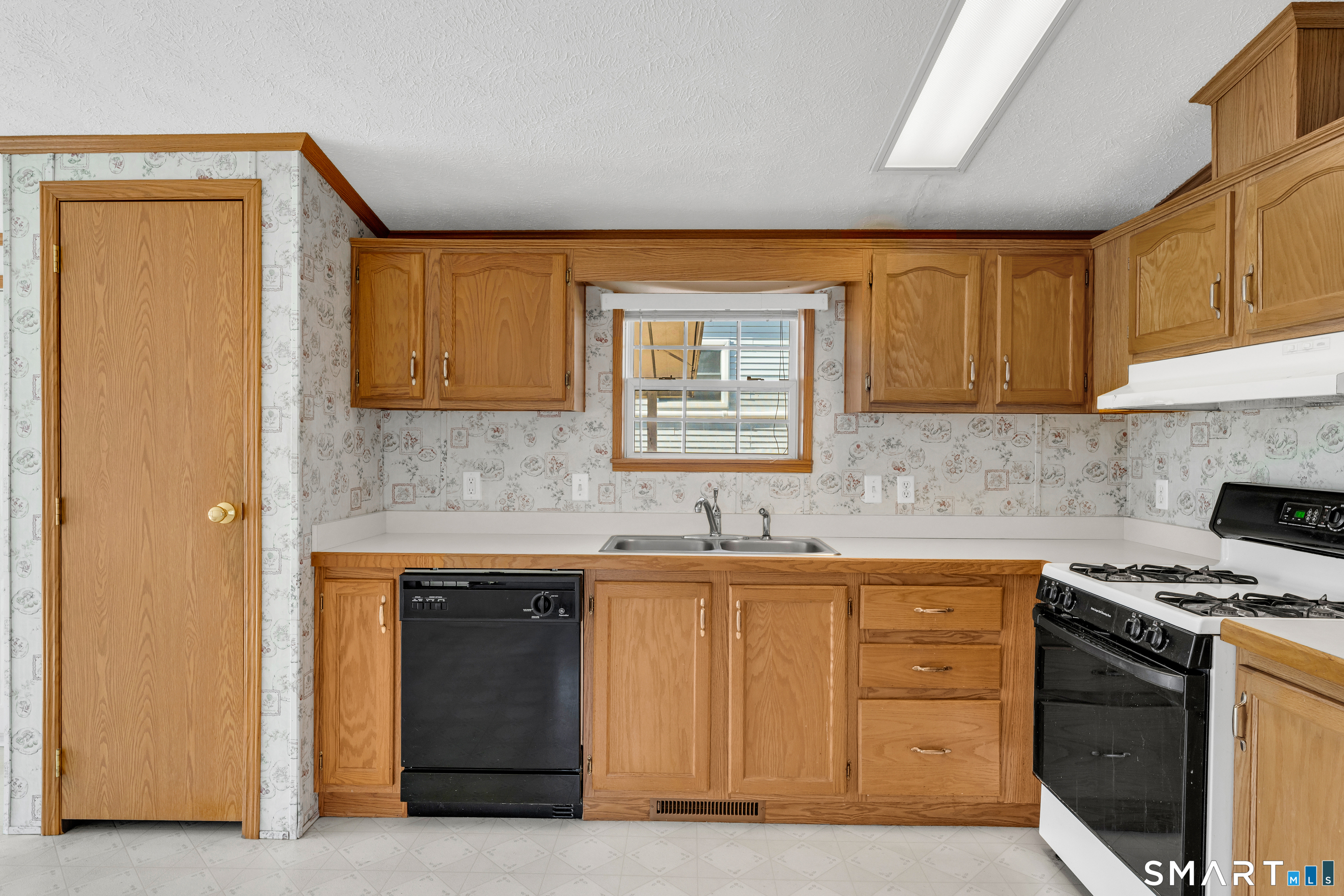 4 Maple Road Southington CT 06489