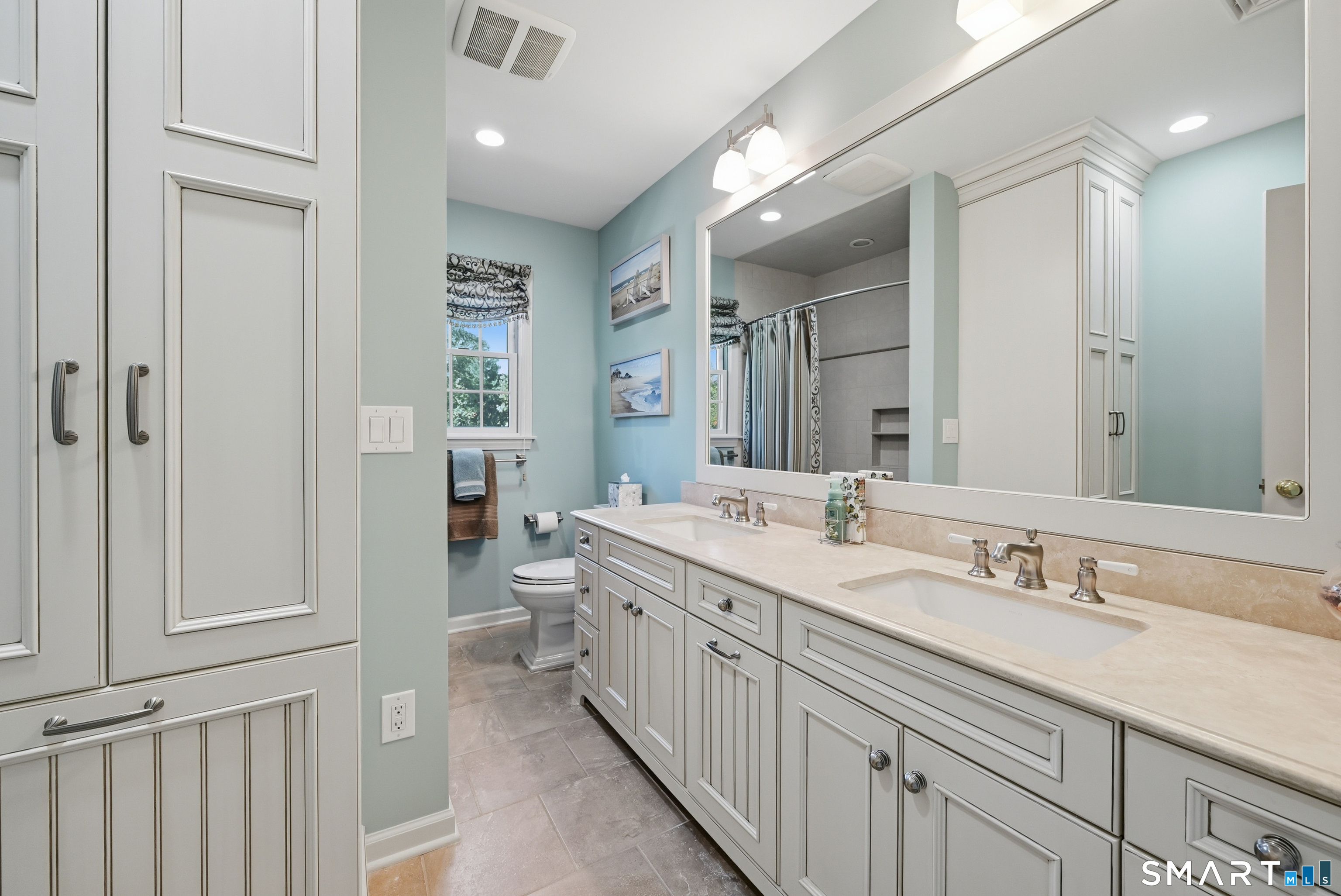 11 Delview Drive Danbury CT 06811