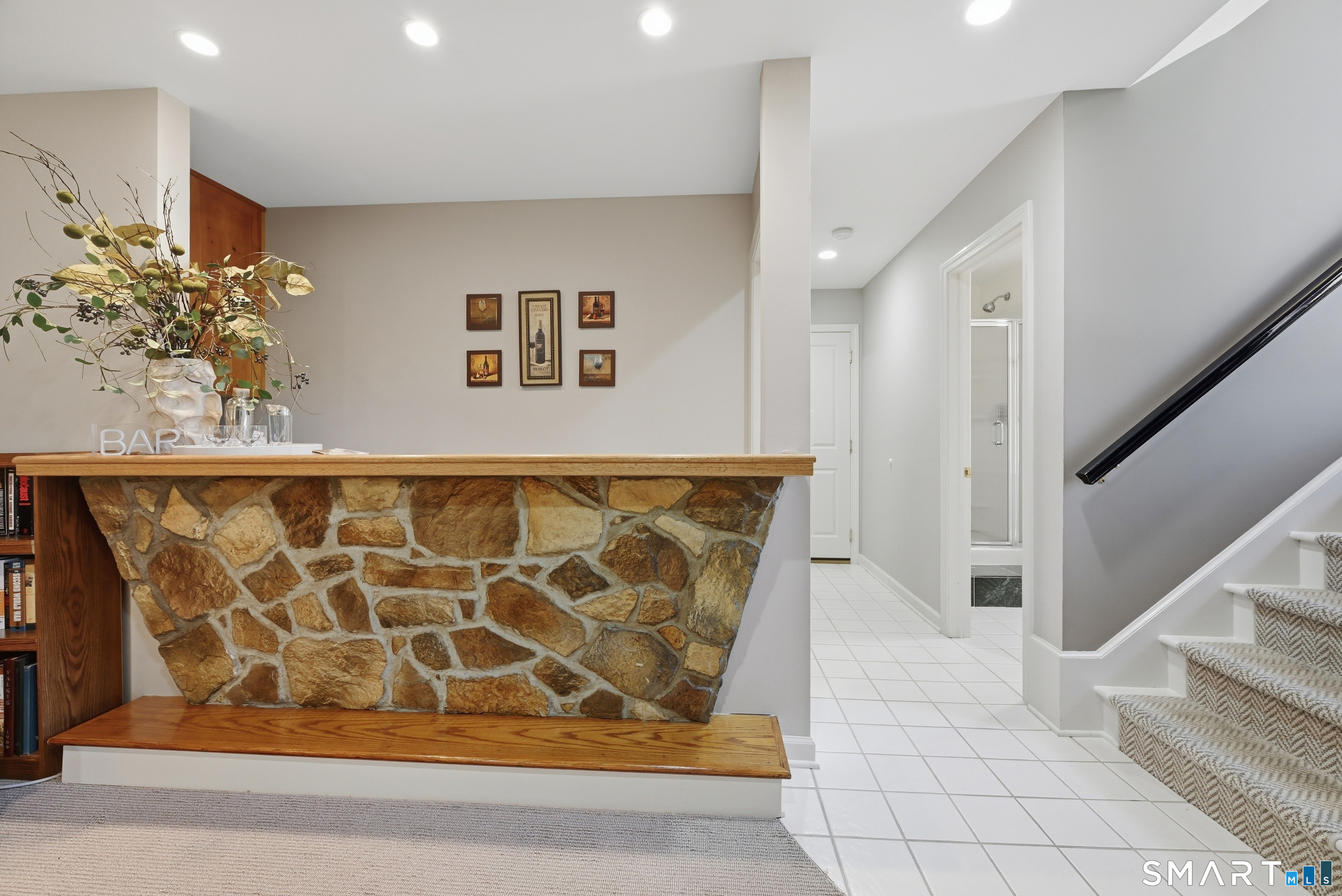 11 Delview Drive Danbury CT 06811