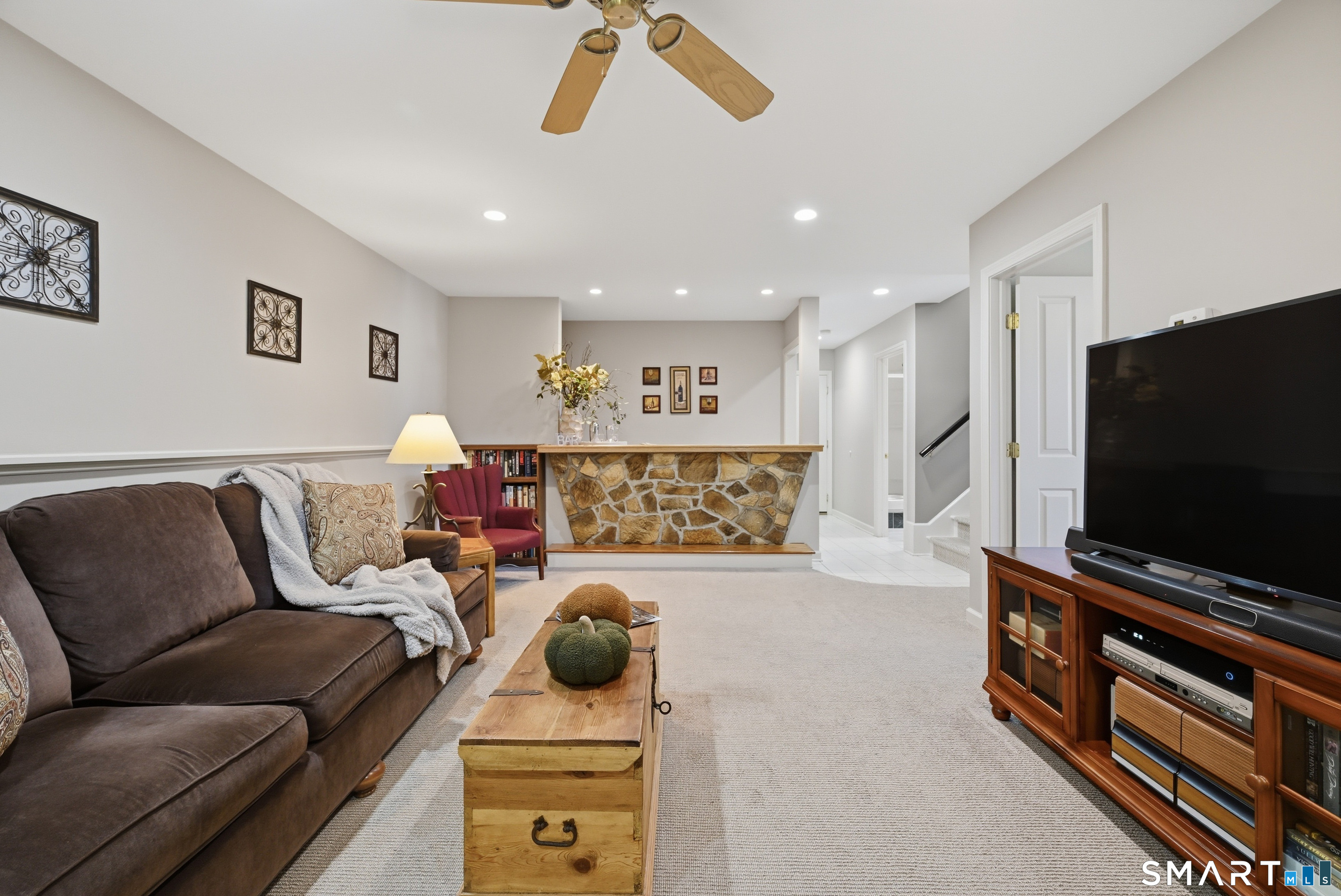 11 Delview Drive Danbury CT 06811