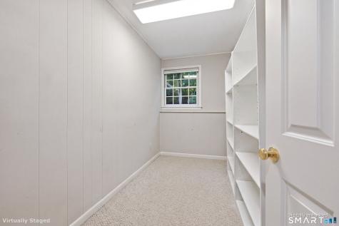 11 Delview Drive Danbury CT 06811