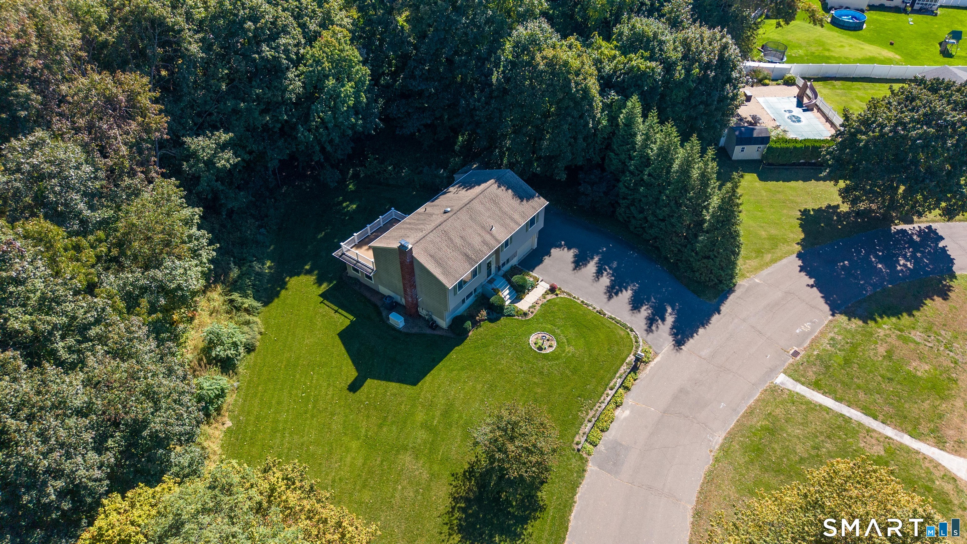 11 Delview Drive Danbury CT 06811
