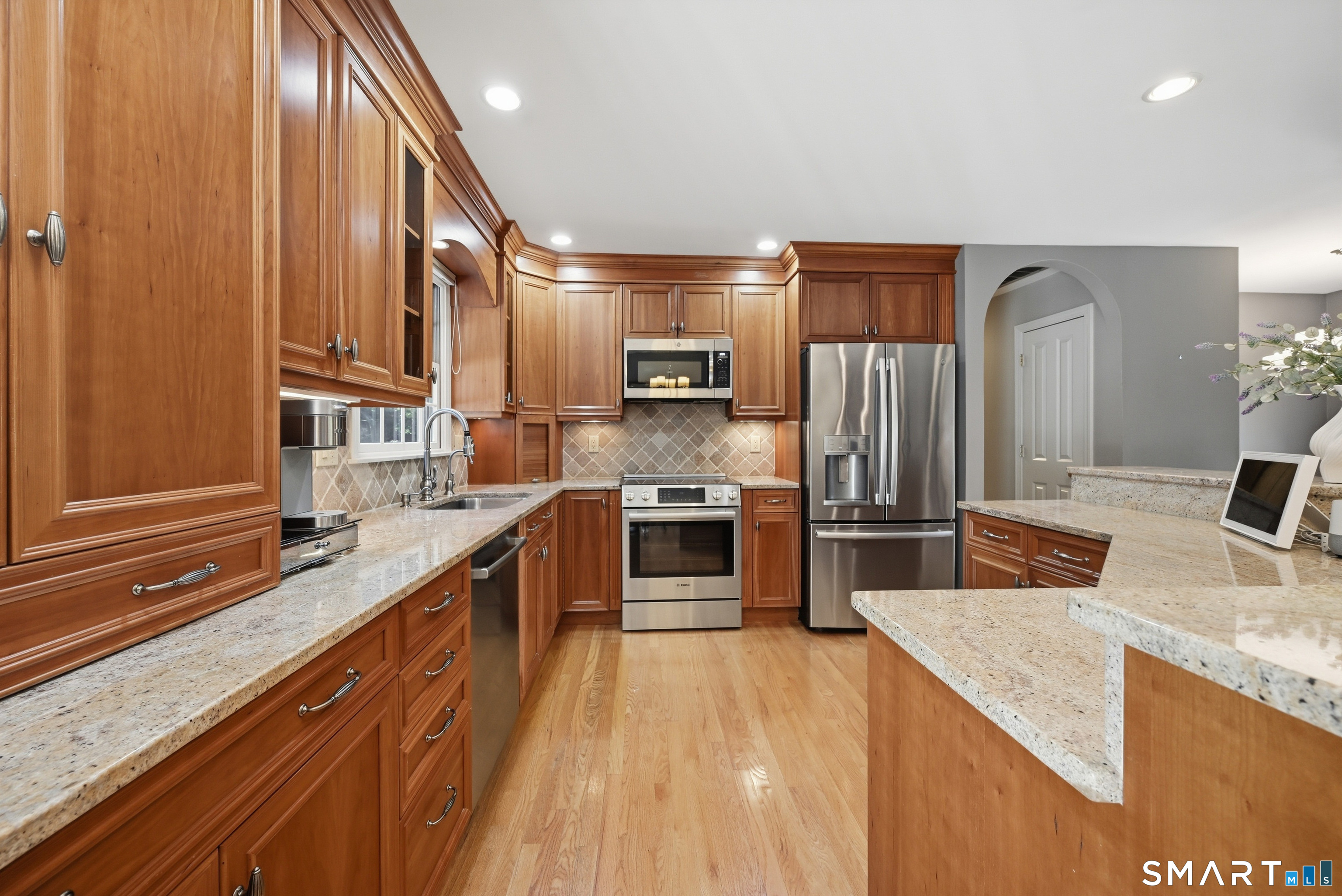 11 Delview Drive Danbury CT 06811