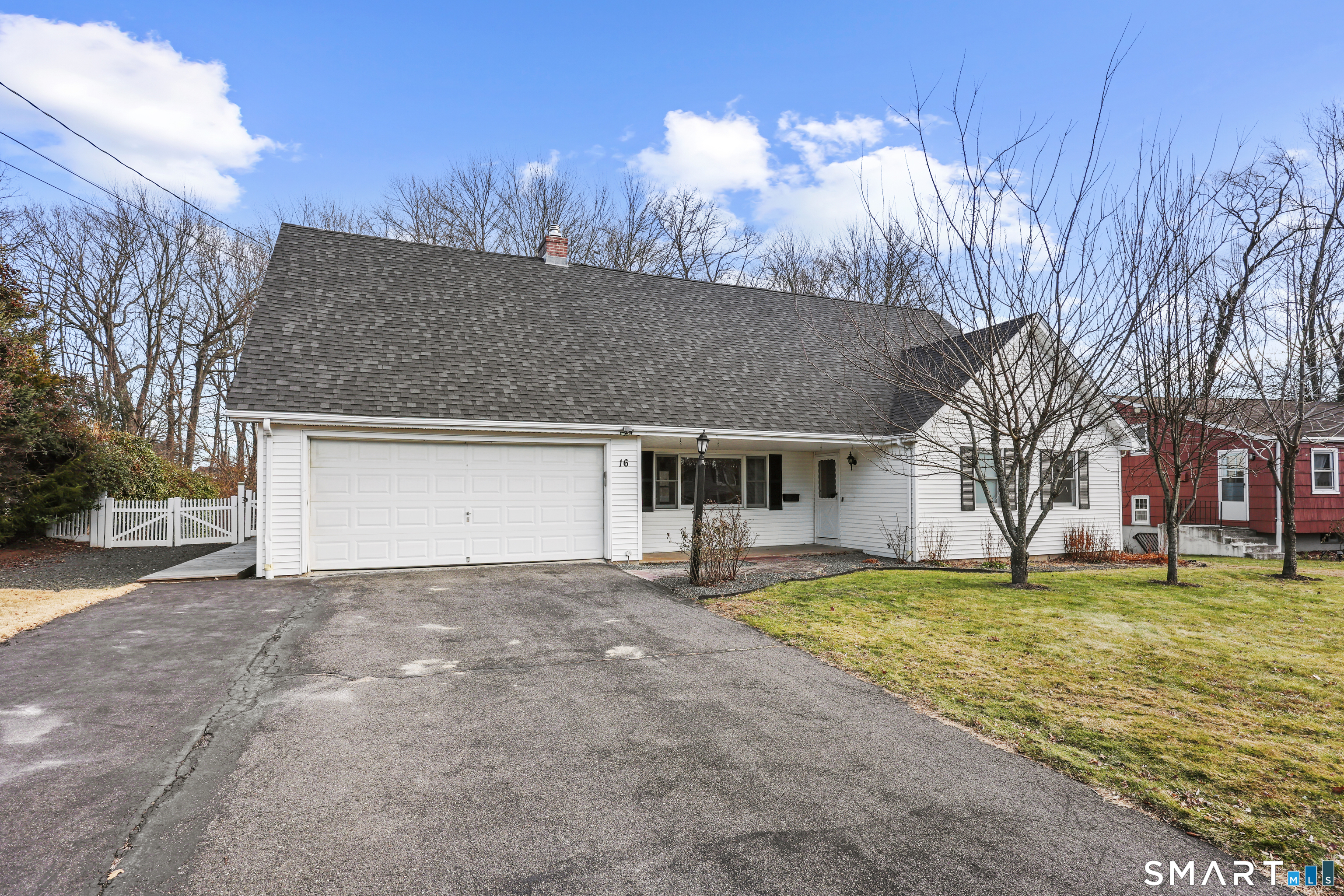 16 Chestnut Lane West Hartford CT 06110