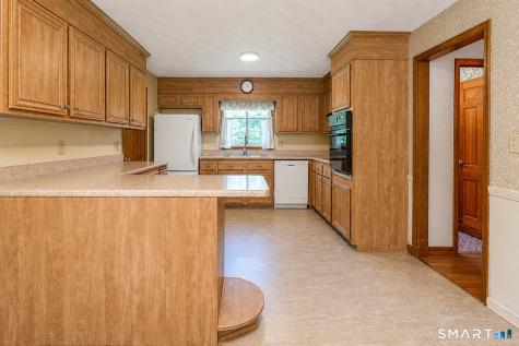 54 Parkview Drive Avon CT 06001