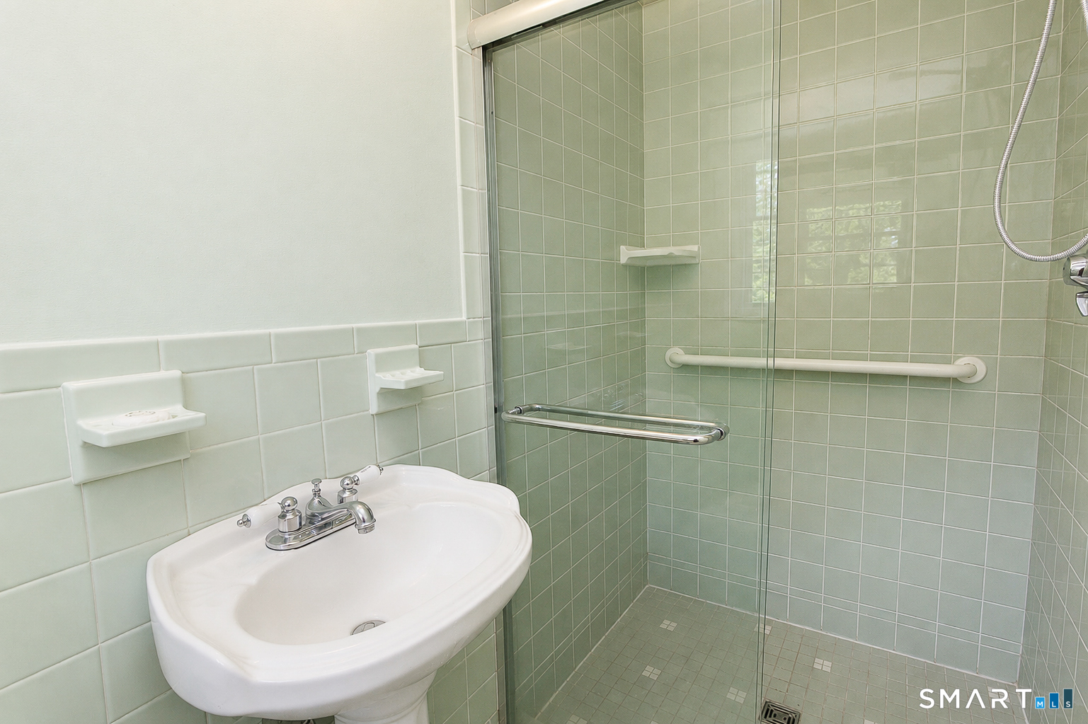 54 Parkview Drive Avon CT 06001
