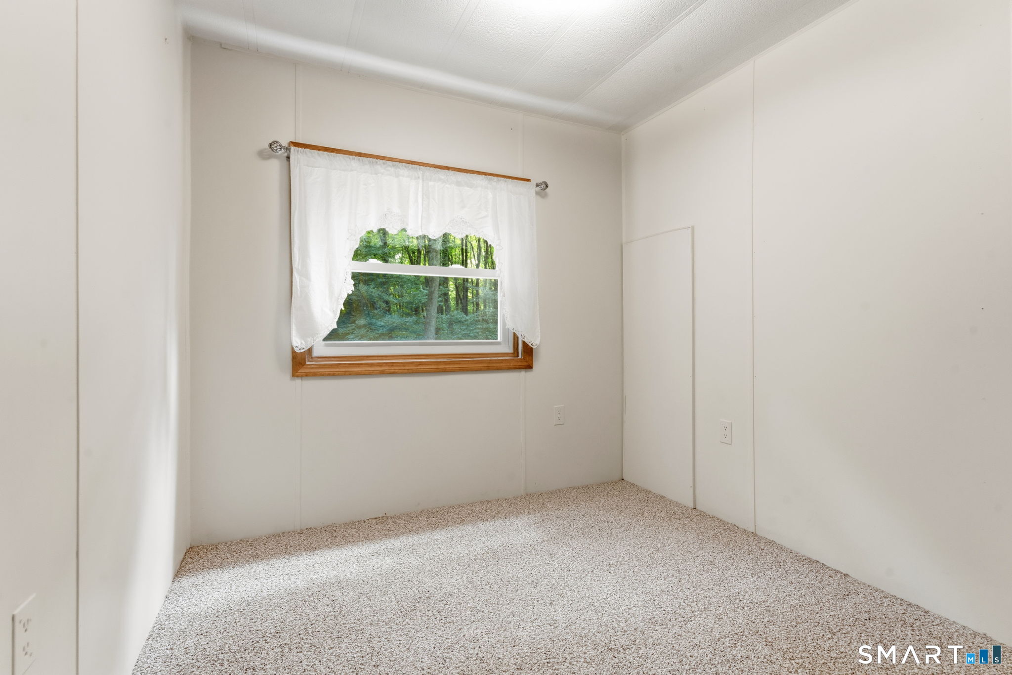 16 Wheeler Brook Park Stonington CT 06378