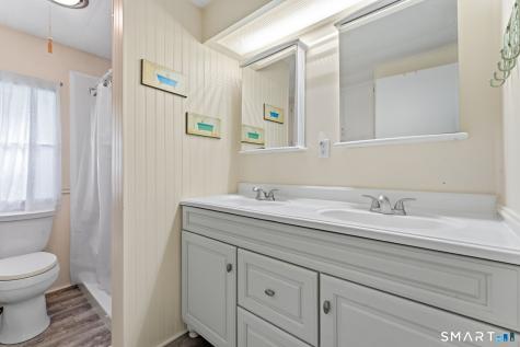 16 Wheeler Brook Park Stonington CT 06378