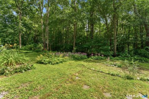 16 Wheeler Brook Park Stonington CT 06378