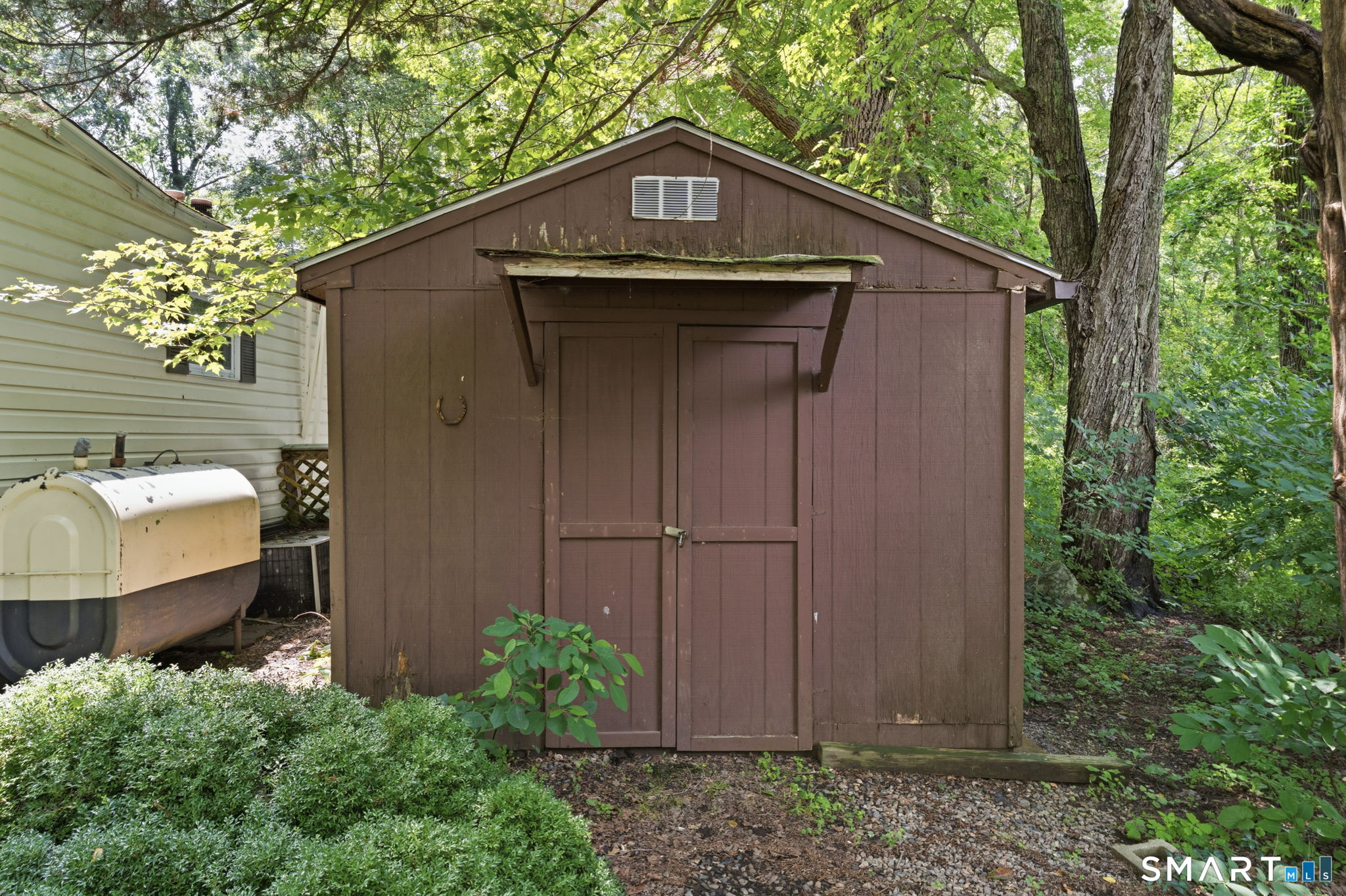 16 Wheeler Brook Park Stonington CT 06378