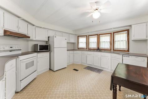 16 Wheeler Brook Park Stonington CT 06378