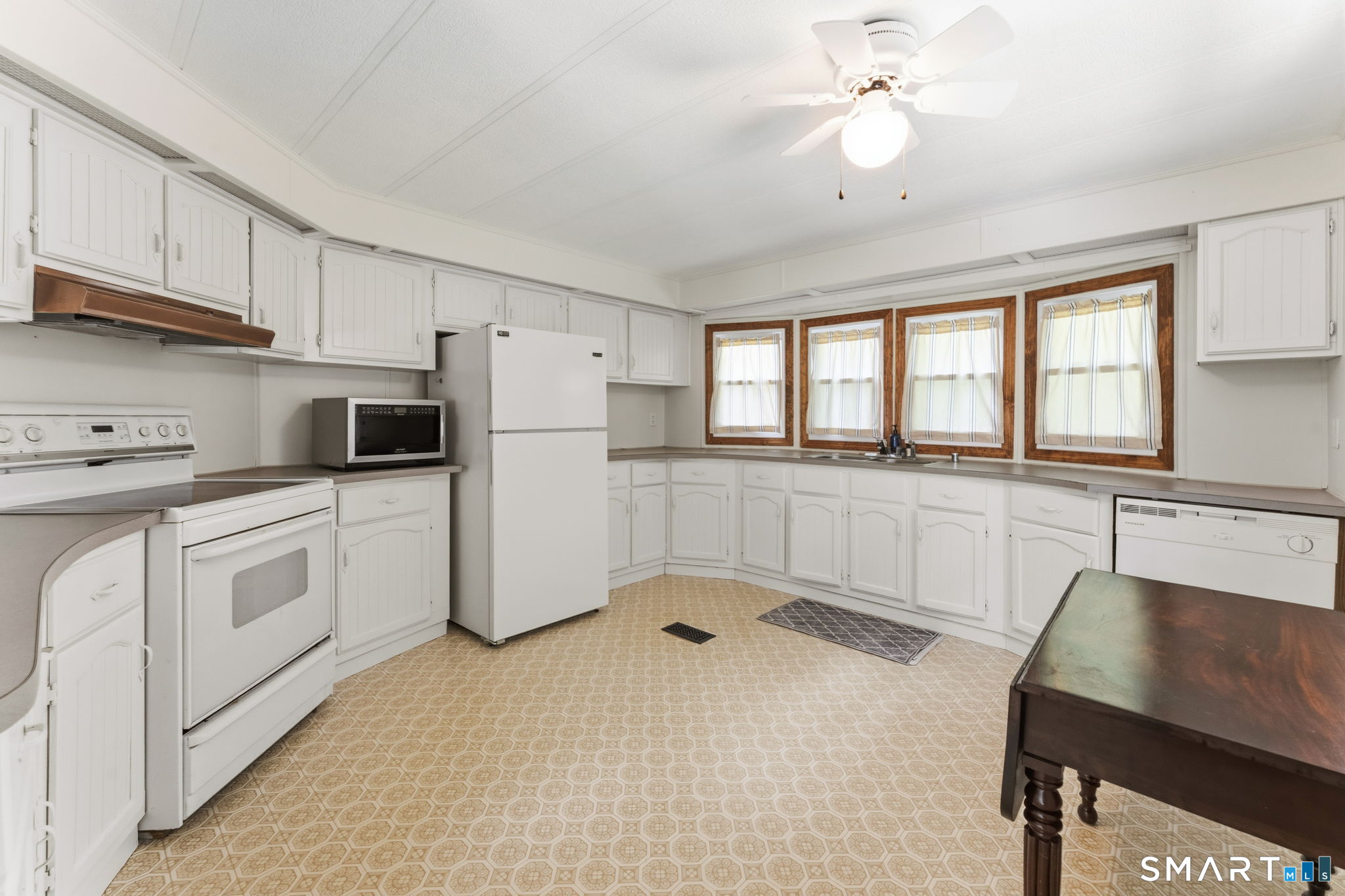 16 Wheeler Brook Park Stonington CT 06378