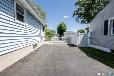 25 Waldo Street East Haven CT 06512