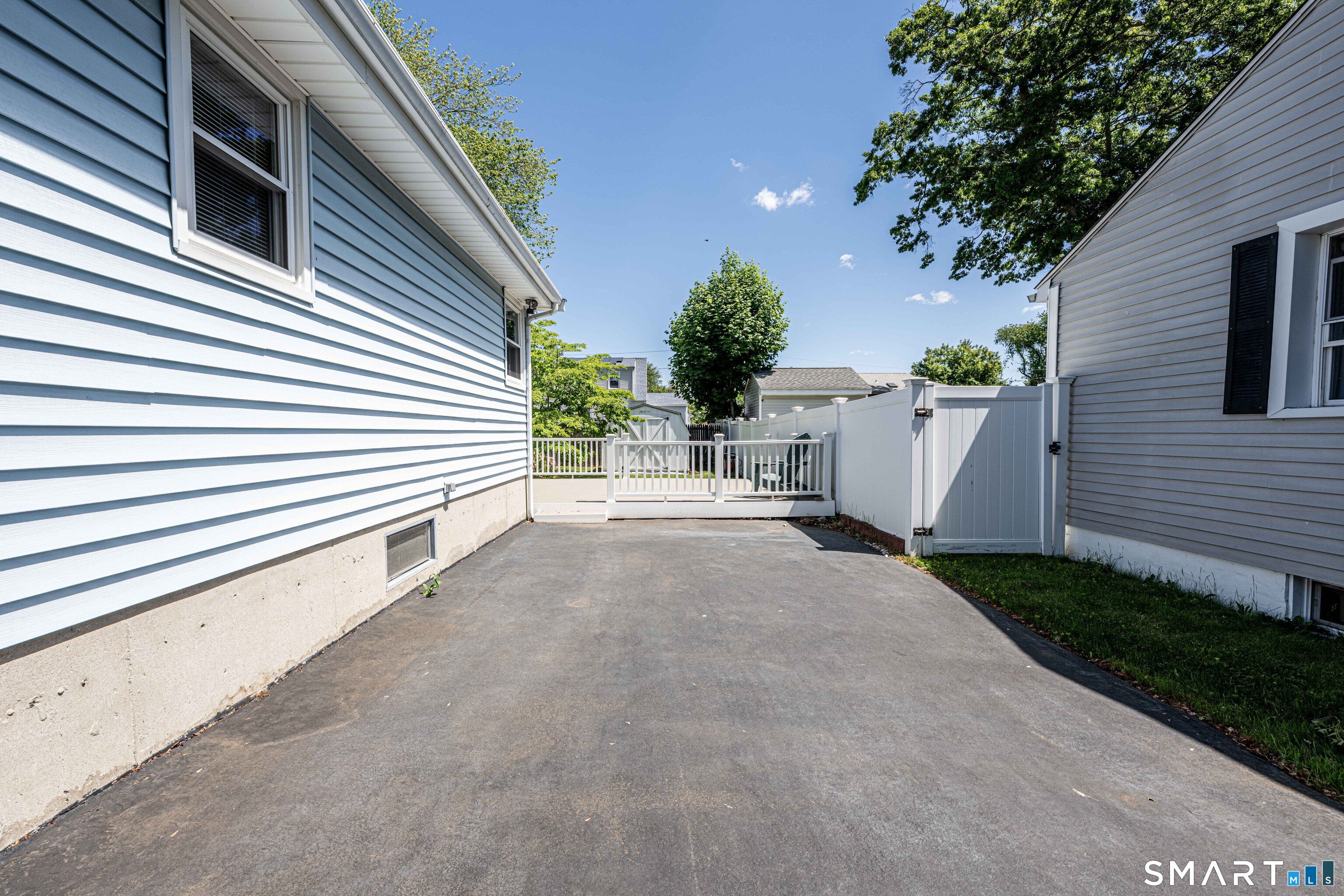 25 Waldo Street East Haven CT 06512