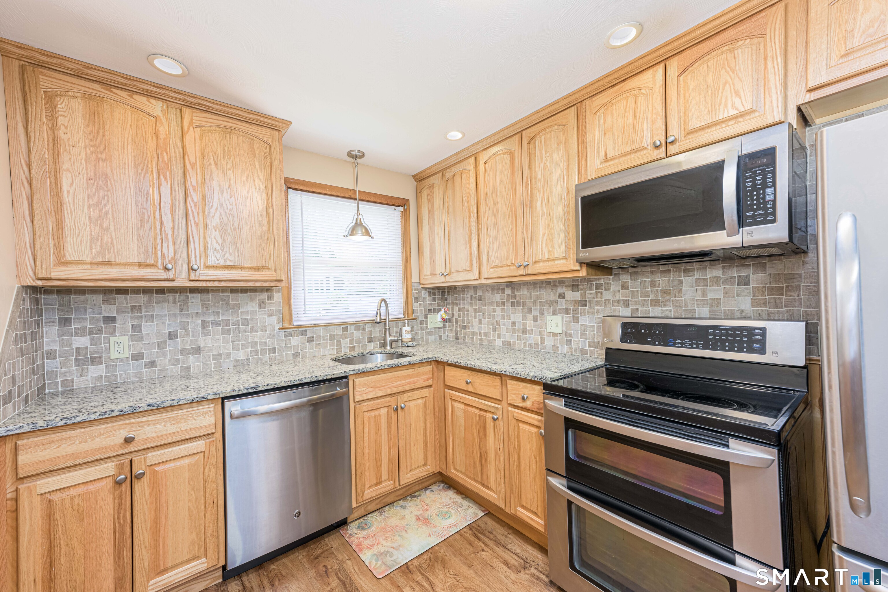 25 Waldo Street East Haven CT 06512