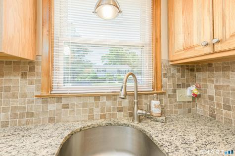 25 Waldo Street East Haven CT 06512
