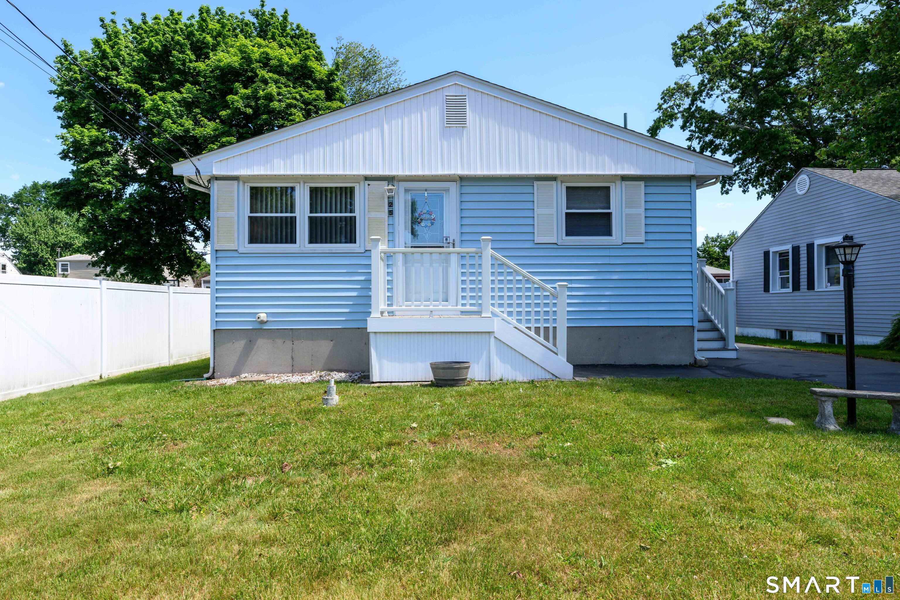 25 Waldo Street East Haven CT 06512