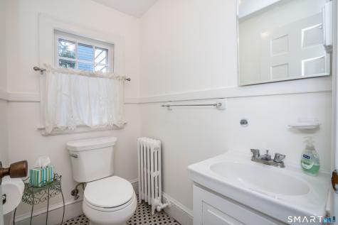 1847 Asylum Avenue West Hartford CT 06117