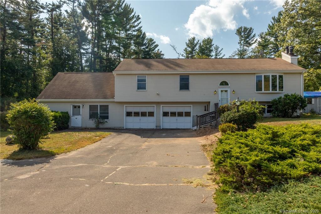 11 Lee Lane Ellington CT 06029